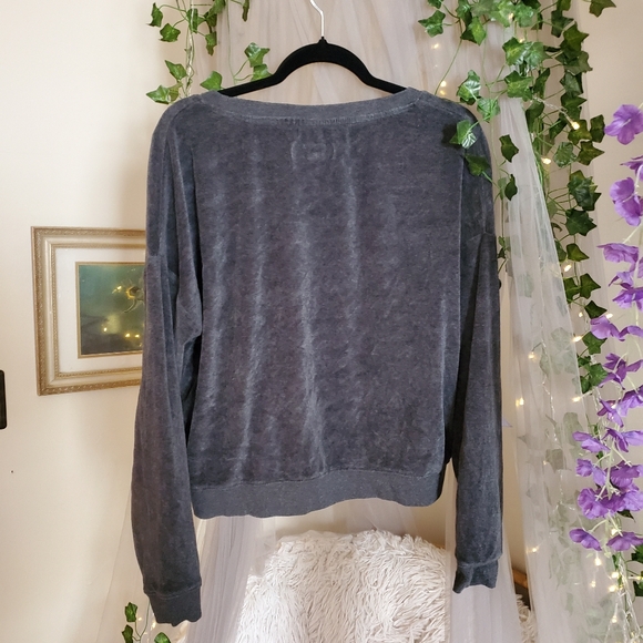 Aeropostale Womans GreyVelour Sweatshirt size L - Picture 2 of 4